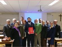 Andrea Borella con la XXXII ed. dell'Annuario della Nobilt Italiana con tanti amici Ateneo Pontificio Regina Apostolorum